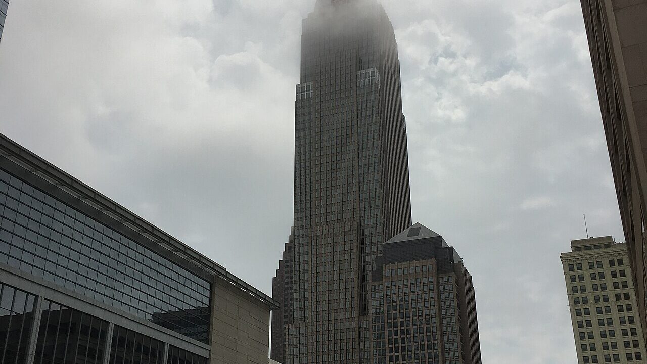 The KeyBank building in Cleveland Ohio in fog