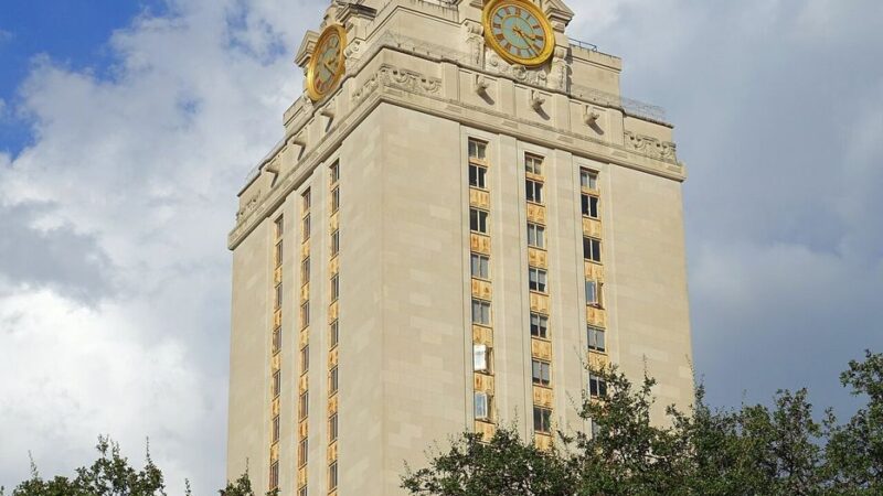 Texas Opens Free College Application Week and Pushes a Three-Year Degree