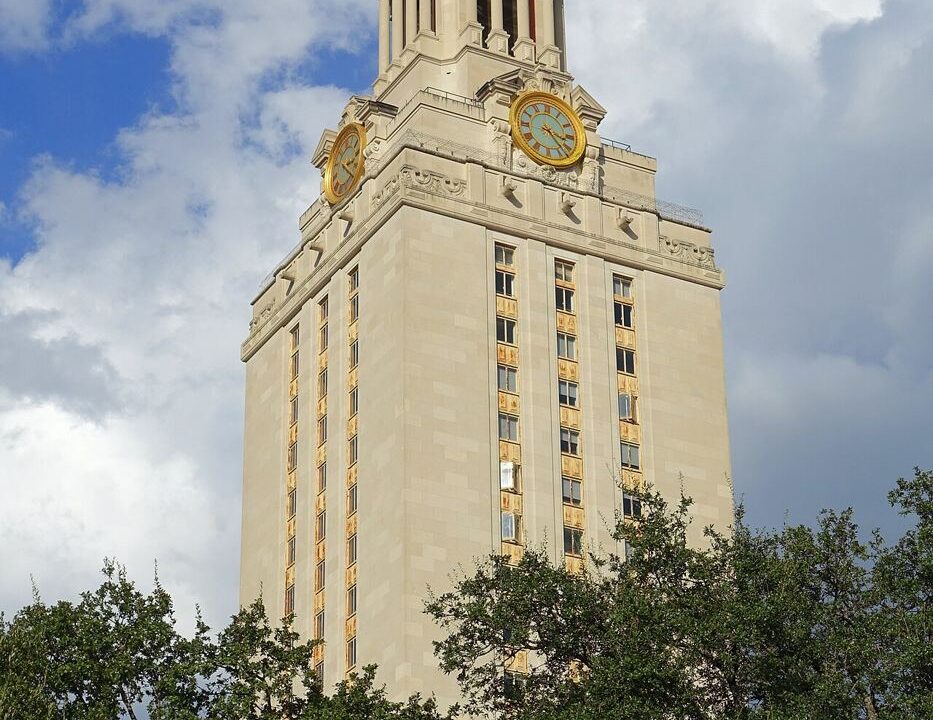Texas Opens Free College Application Week and Pushes a Three-Year Degree
